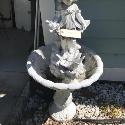 Fountain with motor $65