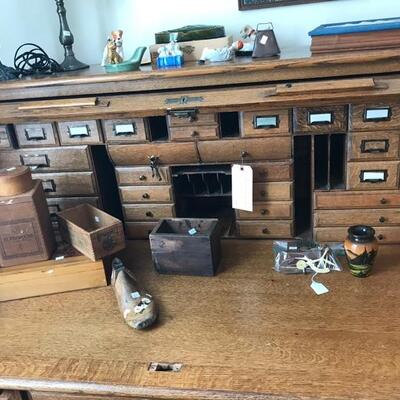 Antique oak roll top desk $699
53 1/2 X 34 X 50