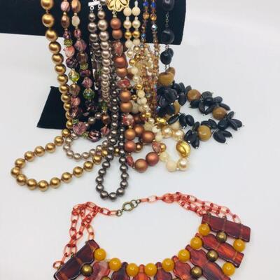 Lot 047-JT1: Vintage Bead Necklaces #2 