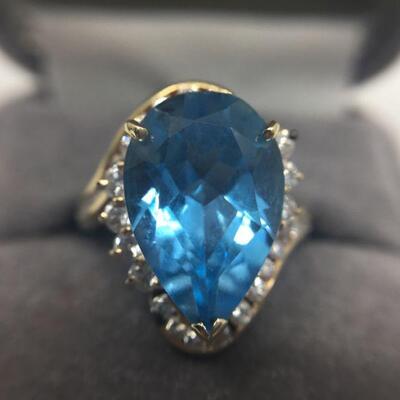 Lot 027-JT1: Pear-shaped Topaz and Diamond Ring 