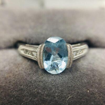 Lot 037-JT1: Aquamarine and Diamond Ring 