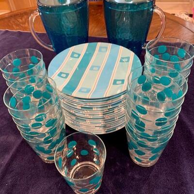 BLUE REUSABLES PLASTIC SET: $45