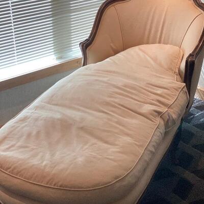 Chaise lounge $500