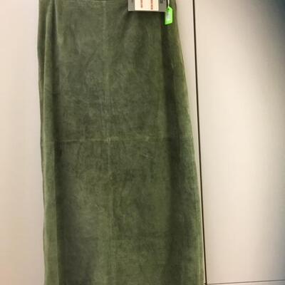 Bernado Suede Split Riding Skirt size 6