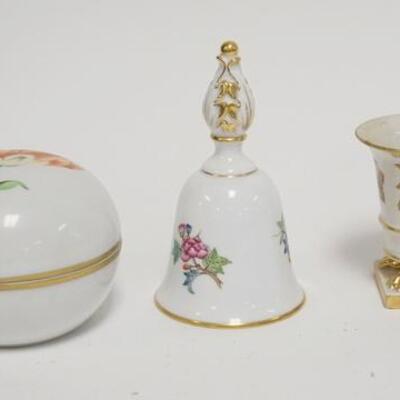1085	7111	3 PIECES OF HEREND PORCELAIN	THREE PIECES OF HEREND PORCELAIN; A POWDER JAR, A BELL & TOOTH PICK HOLDER TALLEST IS 5 IN 	70	150...