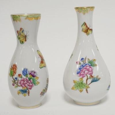 1083	7111	2 HEREND VASES DECORATED W/ FLOWERS & BUTTERFLYS	TWO HEREND VASES DECORATED W/ FLOWERS & BUTTERFLYS TALLEST IS 6 1/2 IN 	70	150...