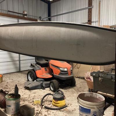 Collapsible canoe