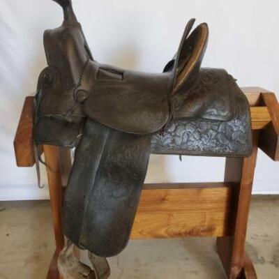 272	

Antique Cowboy Mape's Porterville Ca. Saddle
14 1/2