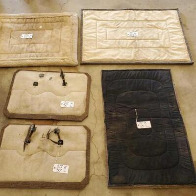 39	

Different Sets of Pack Saddle Pads
Different Sets of Pack Saddle Pads
31