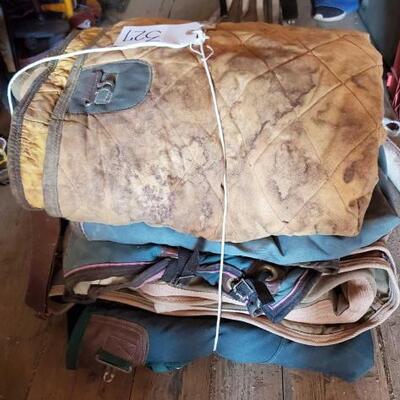 327	

4-Heavy Winter Horse Blankets
4-Heavy Winter Horse Blankets
Big D and sizes Medium to large
Blanket are in good using condition,...