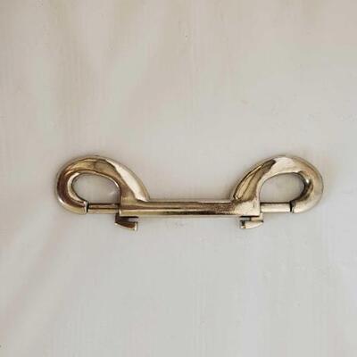 430	

11- 4" Double Ended Bolt Snaps
11- 4" Double Ended Bolt Snaps