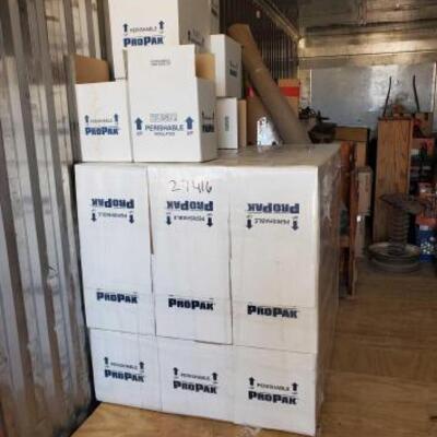 499	

24 Brand New Mailing Freezer Boxes
24 Brand New Mailing Freezer Boxes
13" x14" in size