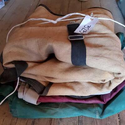 323	

Light Weight Horse Size Blankets
4 Light Weight Horse Size Blankets, one is flex rider brand. 
All standard horse size and in good...