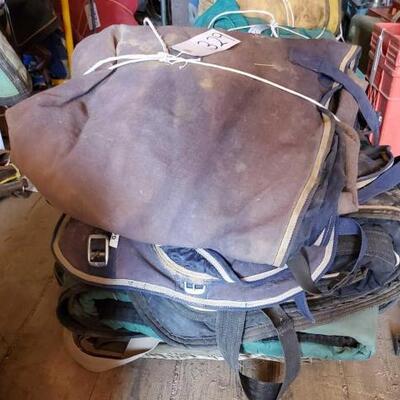329	

4-Heavy and Medium Turnout Horse Blankets
Heavy and Medium Turnout Horse Blankets
Kinsington 18 oz canvas duck size 82
Weaver is...