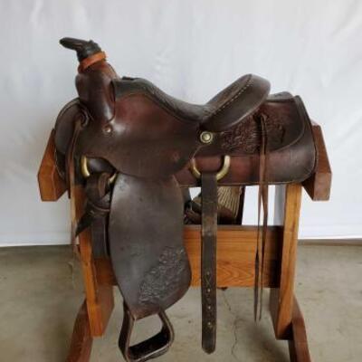 224	

Western Saddle King of Texas Roping Saddle
15