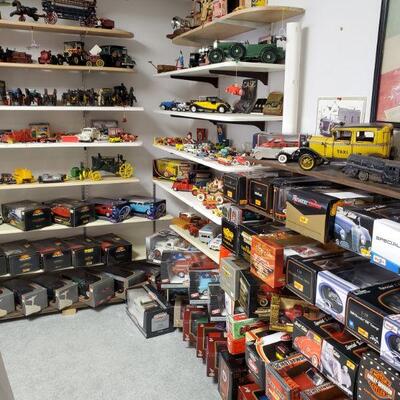Huge! New in box model car collection