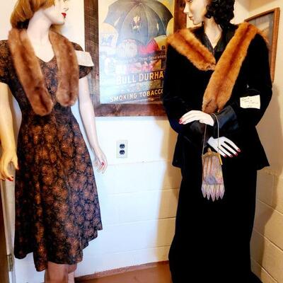 1930's clothes on manequins