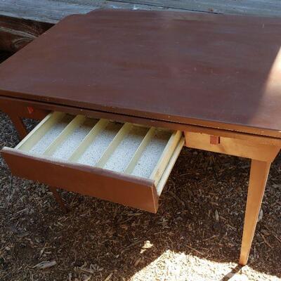 Vintage metal expandable kitchen table
