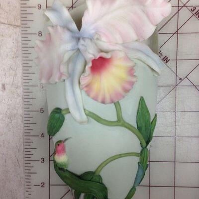 https://www.ebay.com/itm/114479420767	KG8033C Ibis & Orchid Design Inc. Lavender Cattleya Orchid # 122 wall sconce Vase Local Pickup...