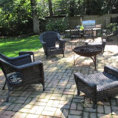 Outdoor Wicker Sofa Patio Suites with Cushions & Firepit 