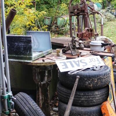 Estate sale photo