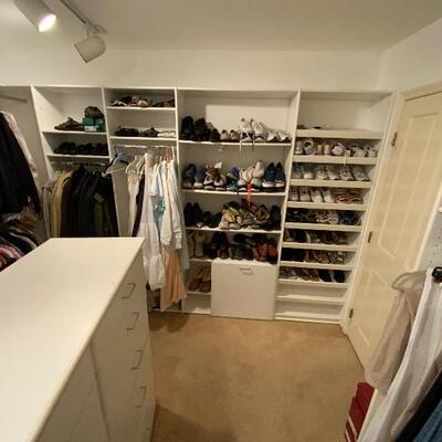 PLEASE REVIEW OUR TERMS & CONDITIONS BEFORE YOU COME!!  

https://scavengersparadiseesta...

We will require masks & we will be...