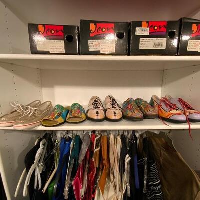 PLEASE REVIEW OUR TERMS & CONDITIONS BEFORE YOU COME!!  

https://scavengersparadiseesta...

We will require masks & we will be...