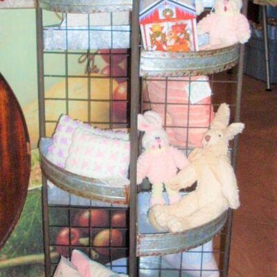 ROUND ROLLING SHELF WITH BUNNIES