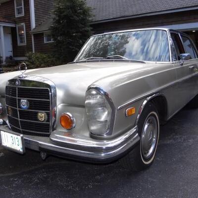 1967 Mercedes Benz 300 SEL, 2,996cc SOHC Inline 6-Cylinder Engine. Chassis no. 10901612000246. Mileage: 55,183 (88,808 km).