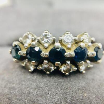 Lot 027-JT2: Sapphire and Diamond Ring 
