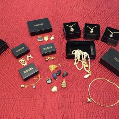 Lot 079-JT2: Yet More Joan Rivers Jewelry! 
