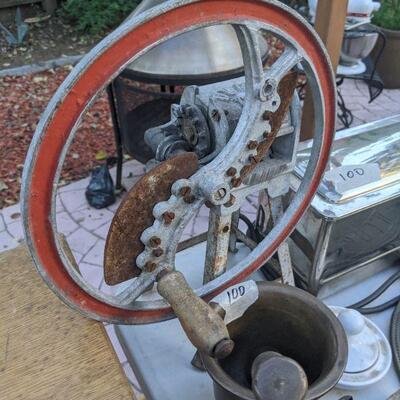 Estate sale photo