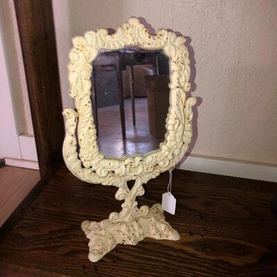 dresser mirror