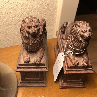 tiger book holders
