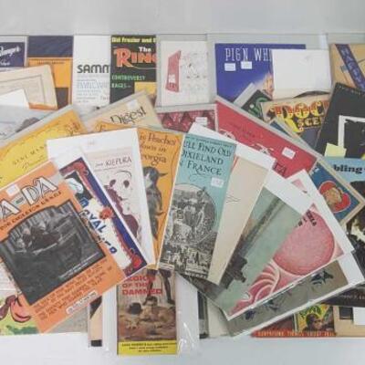 #1362 â€¢ 1930's - 1960's Magazines, Musicals, Books, and More!
high bid $5