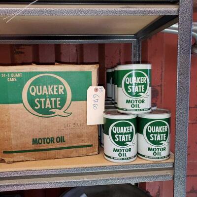 #6760 â€¢ 12 Vintage Cardboard Quaker State Motor Oil,