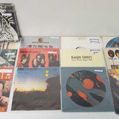 1022	

13 Vinyl Records - Includes Carole King, Avi Buffalo, London and More
Also includes Silver Shadow, Pink Shiny Ultra Blast, Kaiser...