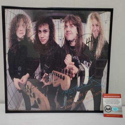 1014	

Framed Metallica Signed Garage Days Revisted Album with COA
Includes COA by Pinpoint Signature Authentication Services. Cert No
