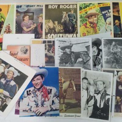 8356	

Roy Rogers Movie Posters, Portrait Photos, Prints and More!
Roy Rogers Movie Posters, Portrait Photos, Prints and More!