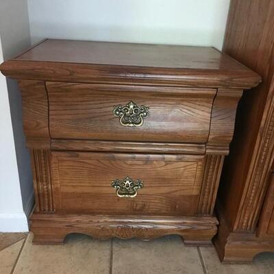 Vaughan Bassett night stand/end table $150
26 X 16 X 25