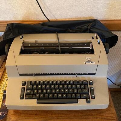 Typewriter IBM