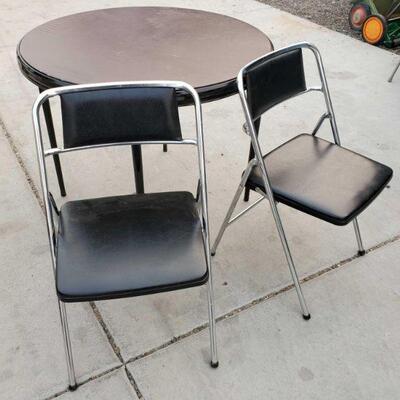 5615	

Folding Table and 2 Folding Chairs
Folding Table and 2 Folding Chairs