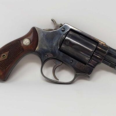 542	

Smith&Wesson J Frame .38 SPL. Revolver
Serial Number: 76199; 95193 Barrel Length: 2