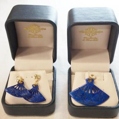 1002	MATCHING FAN EARRINGS & PENDANT W/ 14K GOLD TRIM. OVERALL WEIGHT IS 4.40 PENNYWEIGHT  
