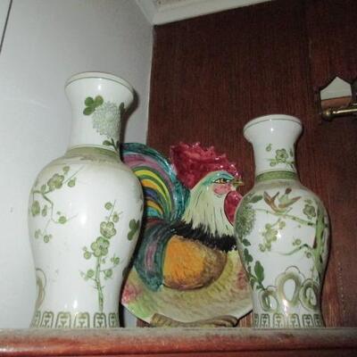 Hand-Painted Vintage Asian Vases 