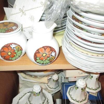 Discontinued Noritake Younger Image Culebra China Service with extras  