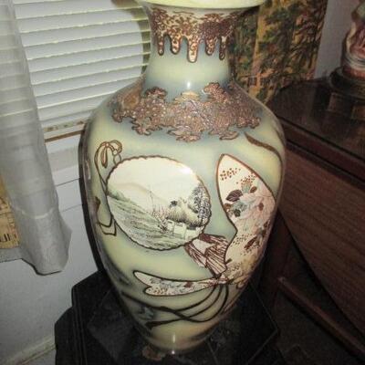 Vintage Asian Ceramic Hand-Painted Raised Motif Vase  