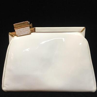  This rare Judith Leiber clutch is available for purchase at https://scavengersparadiseestatesales.com    