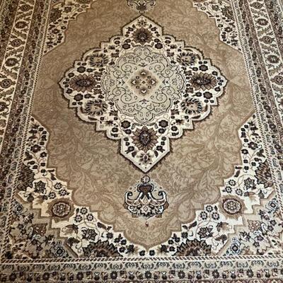 King Traditional 8'x10' rug