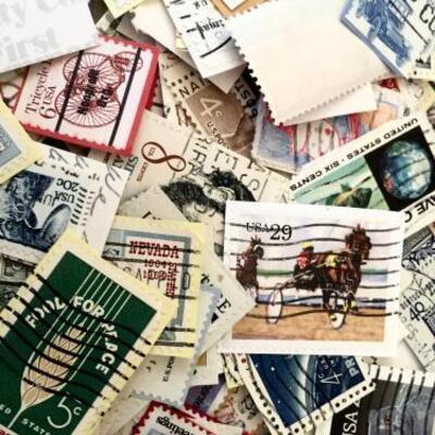 Lot 023-DR: Huge Vintage Stamp Collection